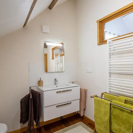 Vergnelibert Apartment *